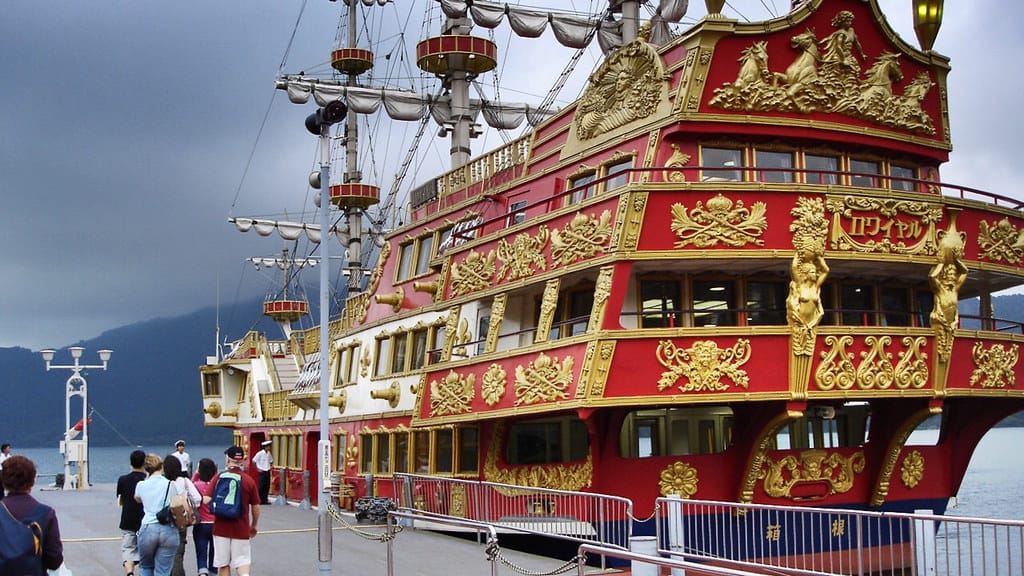 Luxury travel Korea to Japan tour experience